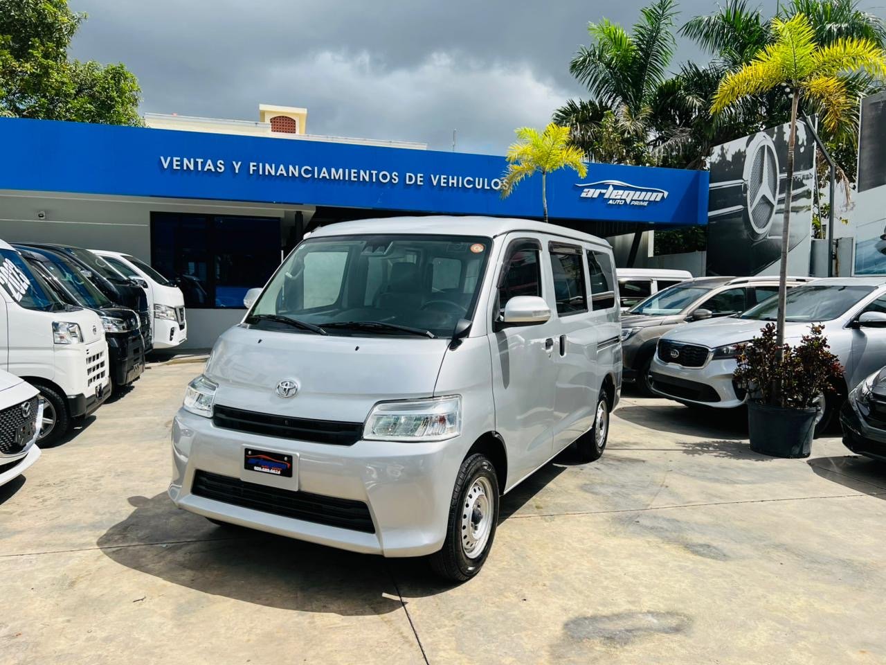 Toyota Town-Ace 2021 en venta - vista principal