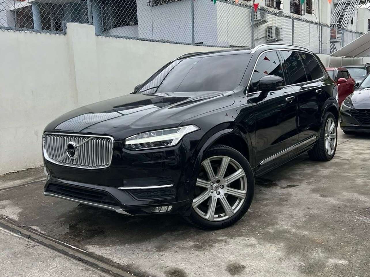 2016 Volvo XC90 T6 First Edition usado en venta por Inversiones LM Ynfante