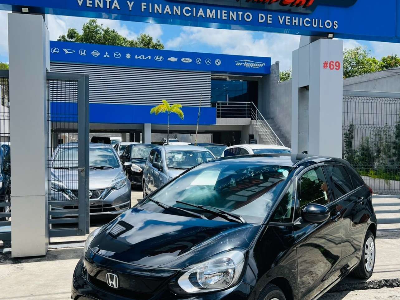 2020 Honda Fit usado en venta por Arlequín Auto Import 