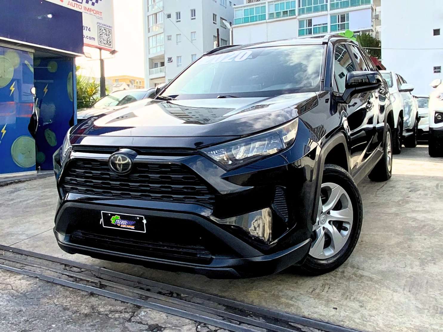2020 Toyota RAV4 LE usado en venta por Trebol Auto Import