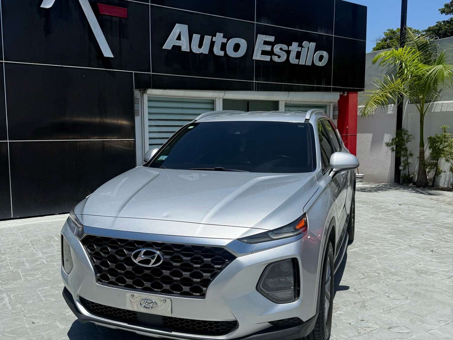 2019 Hyundai Santa Fe SE usado en venta por AUTO ESTILO