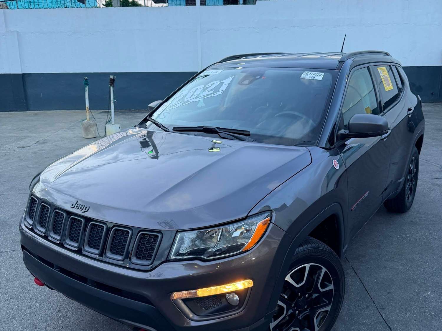 2021 Jeep Compass TrailHawk usado en venta por Inversiones los Olivos Auto Import 