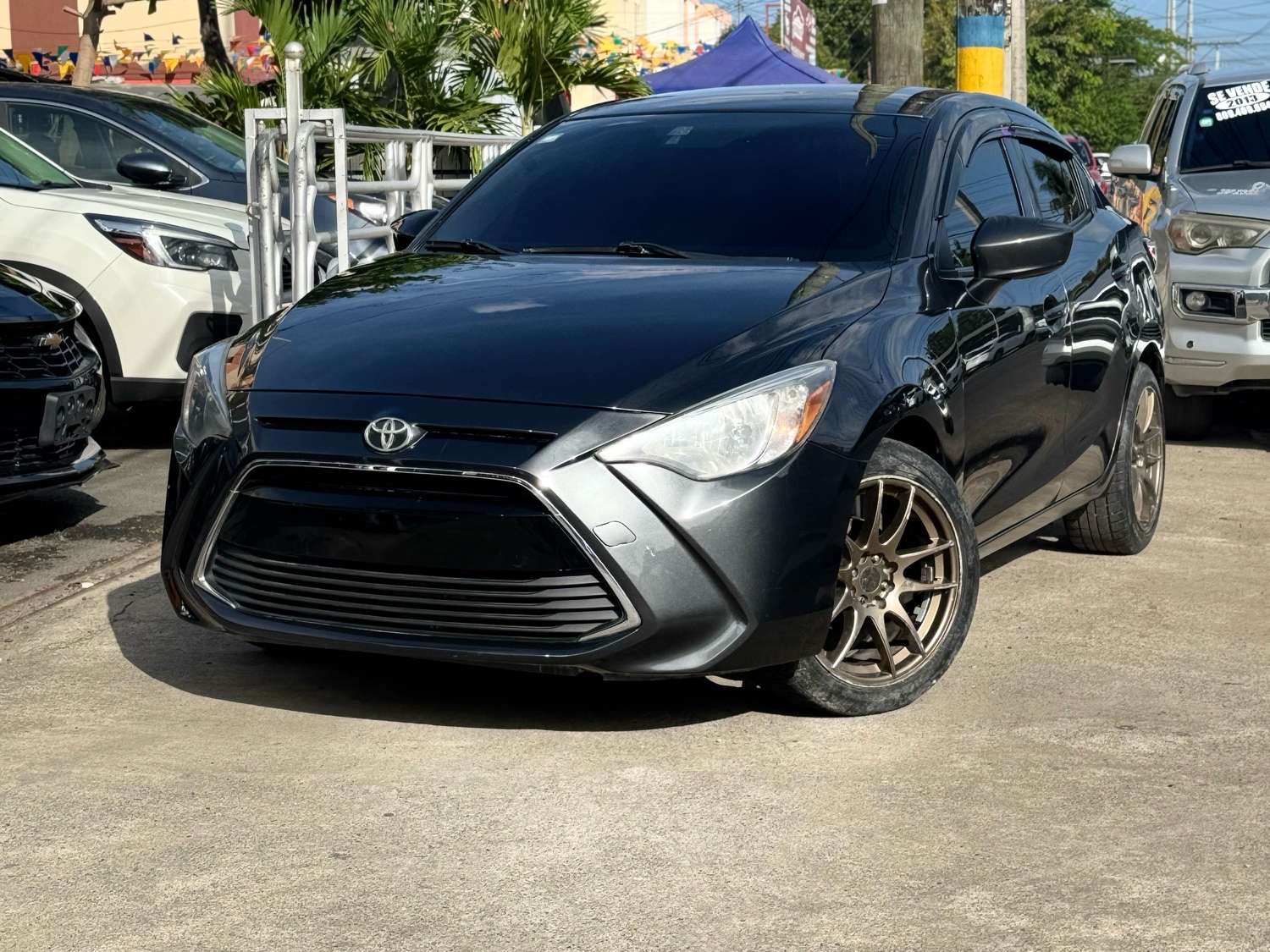 2016 Toyota Scion IA usado en venta por Inversiones los Olivos Auto Import 