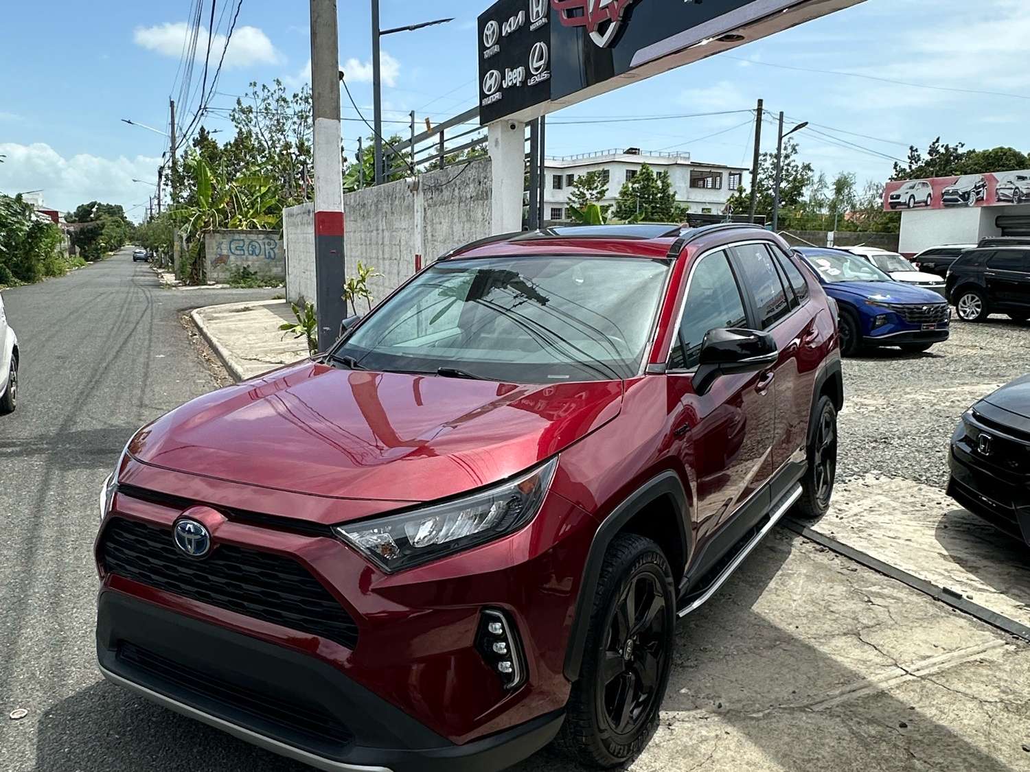 2021 Toyota RAV4 XLE Hybrid usado en venta por Demorizi Autos
