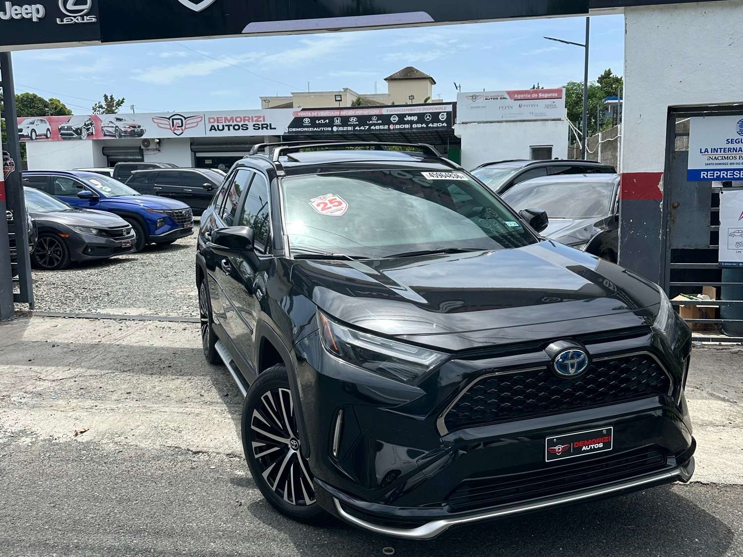 2025 Toyota RAV4 XLE Hybrid nuevo en venta por Demorizi Autos 