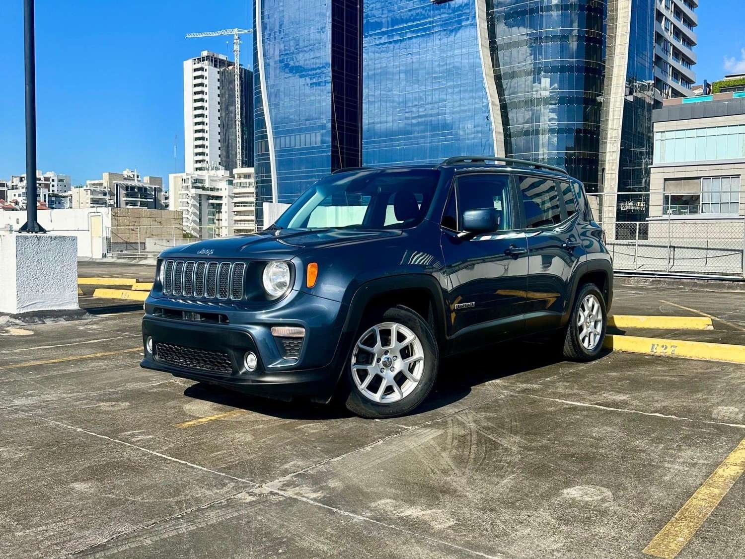 2020 Jeep Renegade Sport usado en venta por AUTO BOUTIQUE
