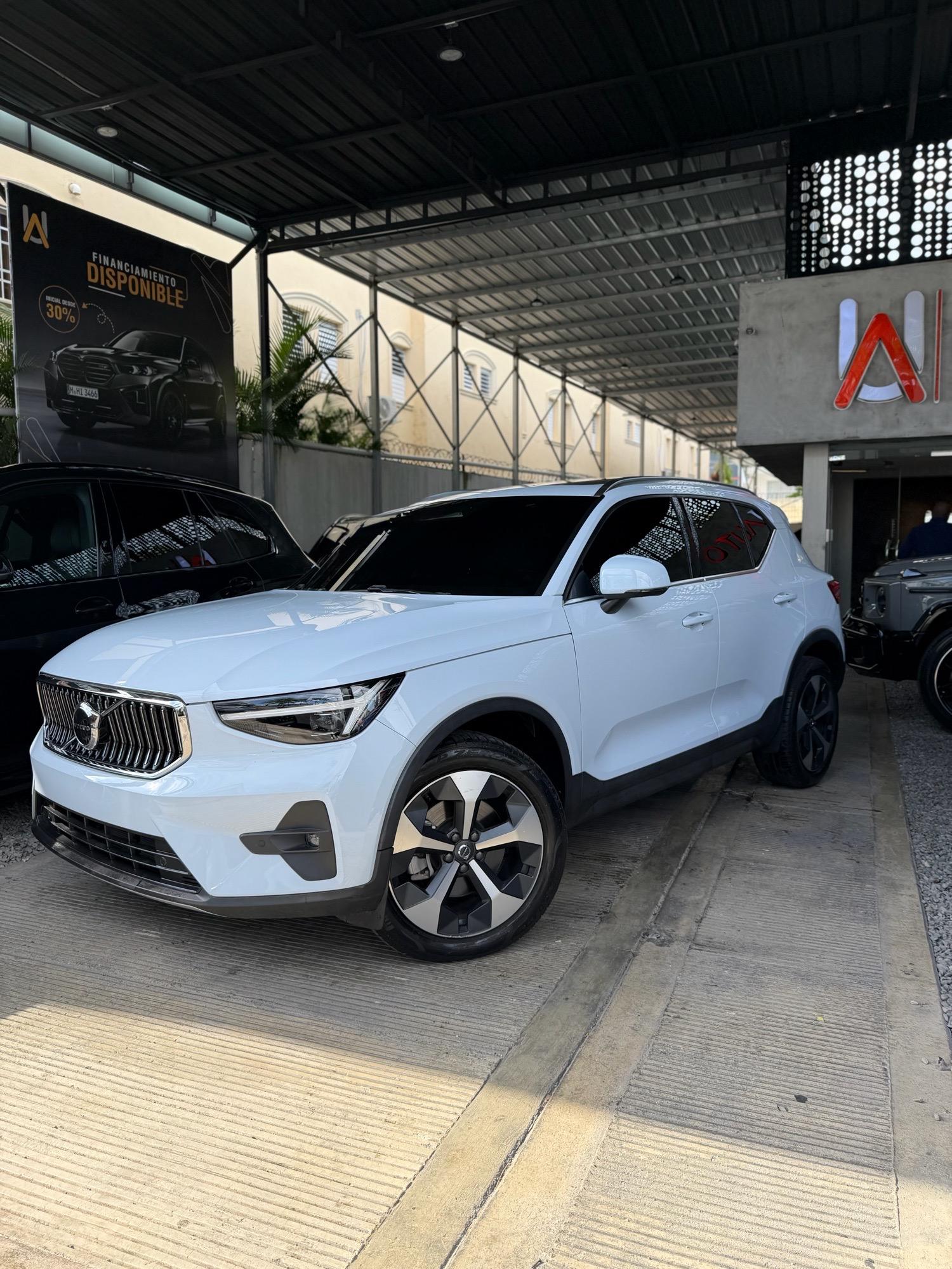 Volvo XC40 Ultimate Dark B5 2024 en venta - vista principal