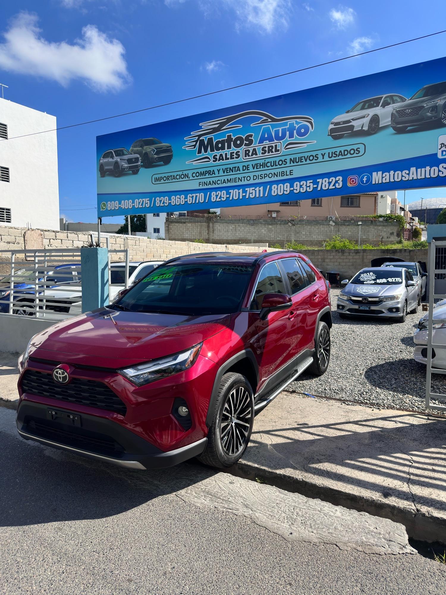 Toyota RAV4 XLE 2024 en venta - vista principal