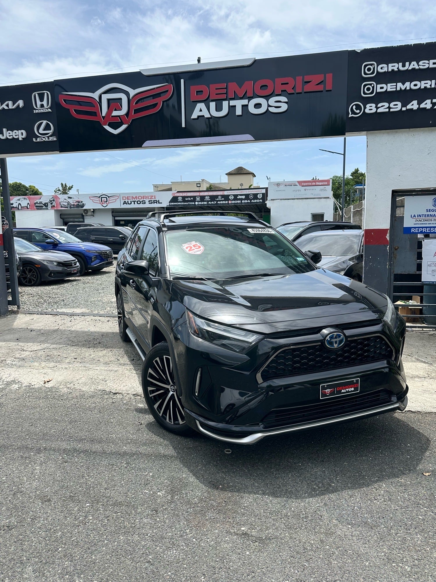 Toyota RAV4 XLE Hybrid 2025 en venta - vista principal