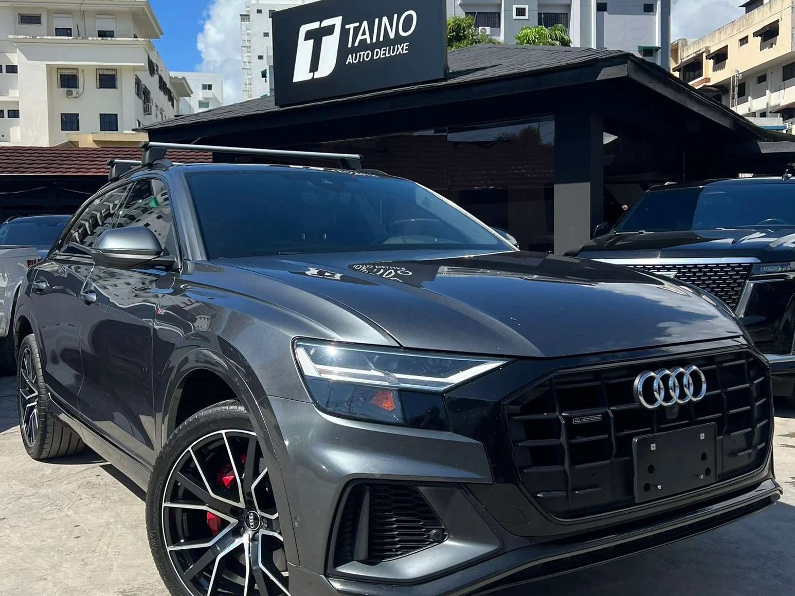 2019 Audi Q8 Premium Plus S-Line usado en venta por Taino Auto Deluxe