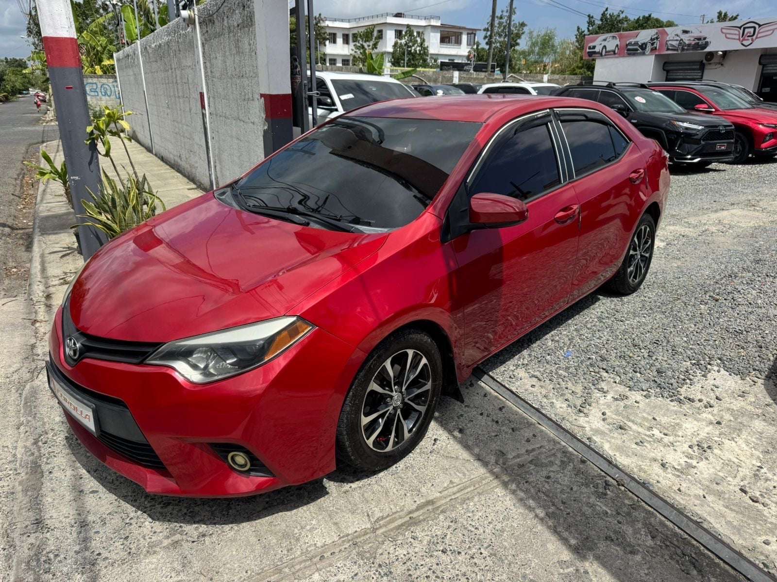 2014 Toyota Corolla LE usado en venta por Demorizi Autos