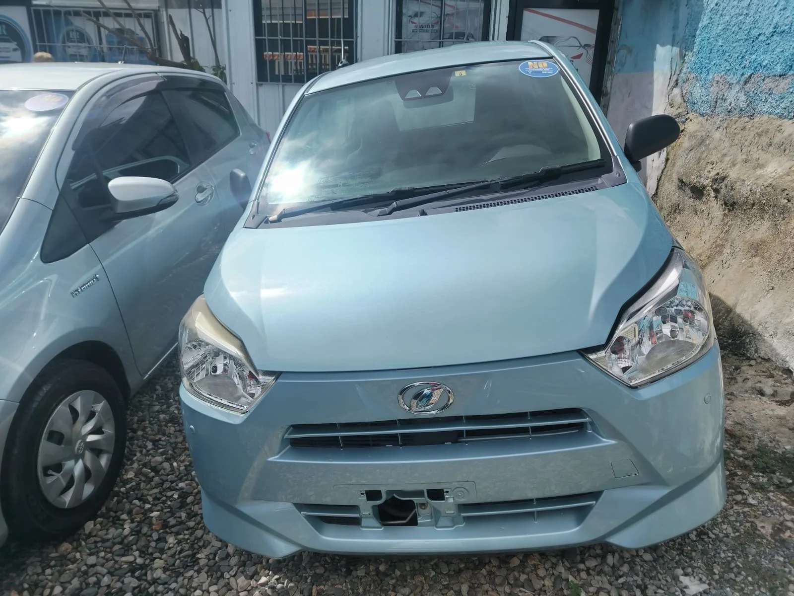2019 Daihatsu Mira usado en venta por GW AUTOS 