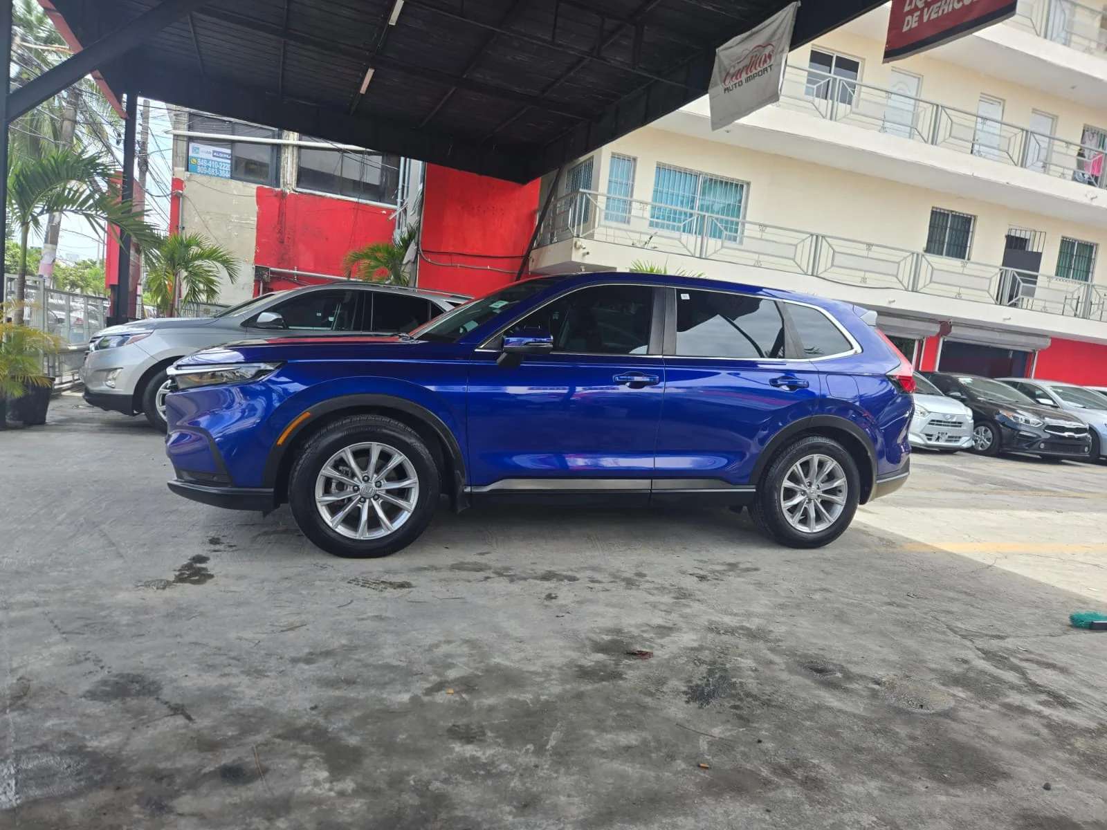 2023 Honda CR-V XLE usado en venta por Carlitos Auto Import, SRL