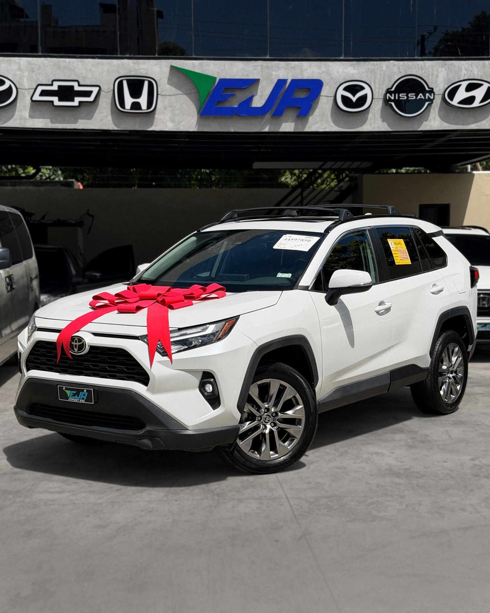 Toyota RAV4 XLE Premium 2024 en venta - vista principal