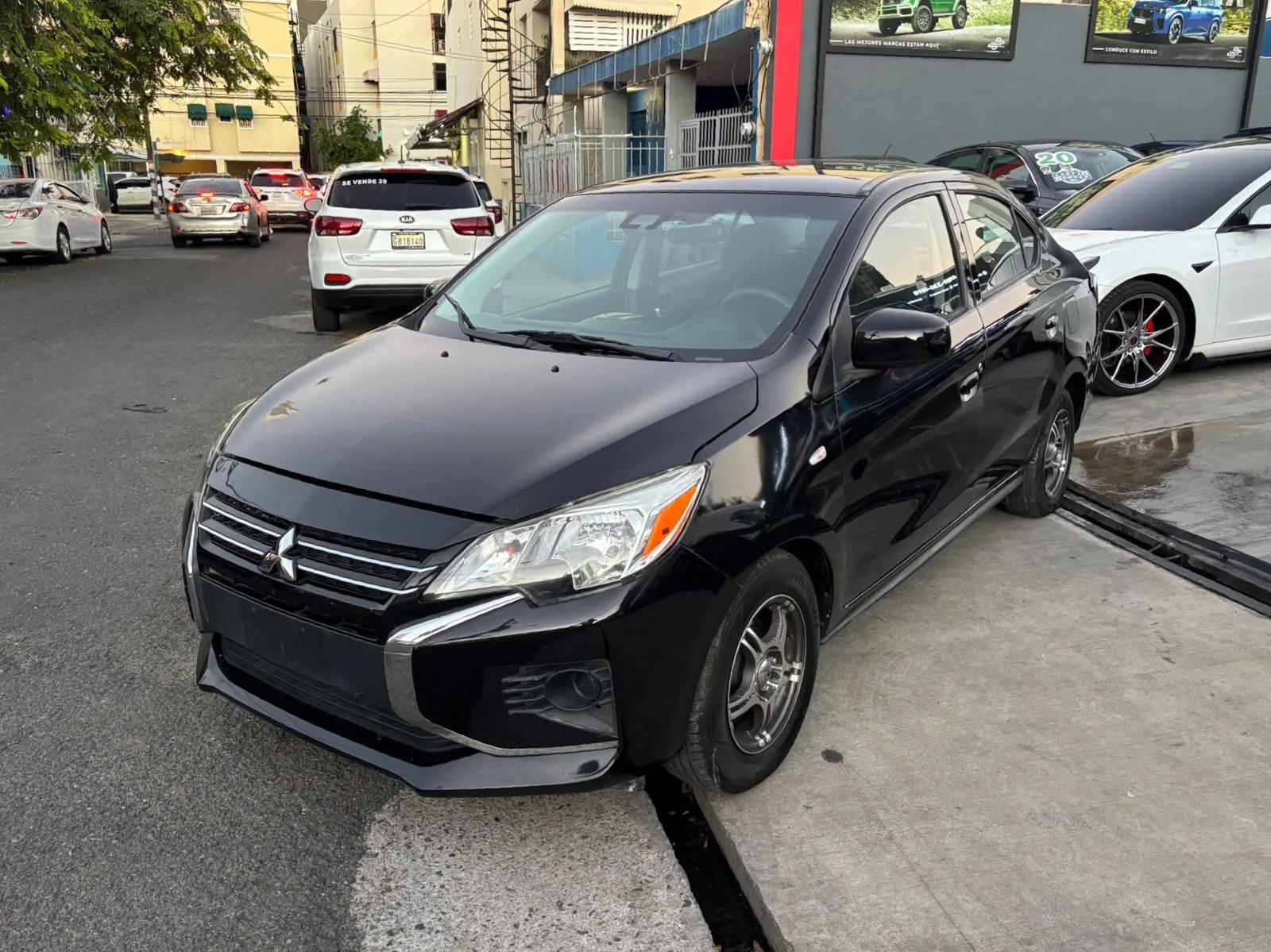Mitsubishi Motors Mirage Black Edition 2022 en venta - vista principal