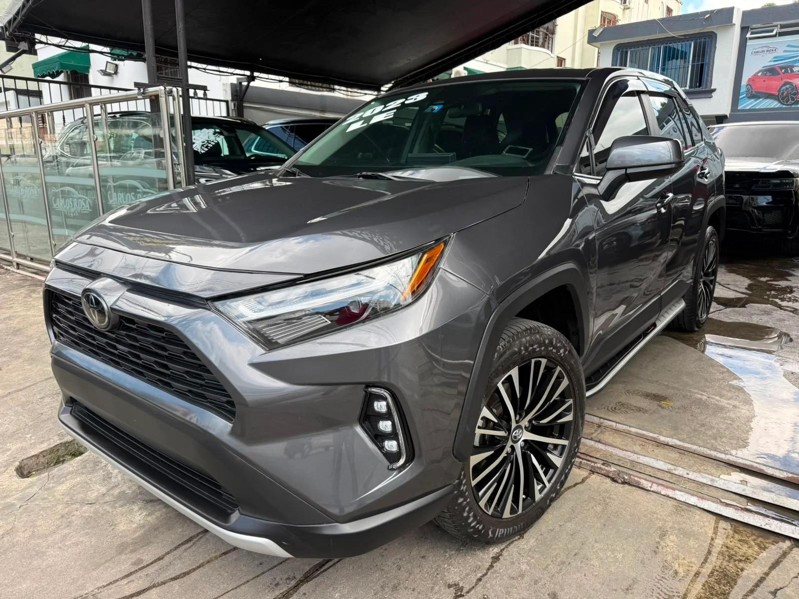 Toyota RAV4 LE 2023 en venta - vista principal
