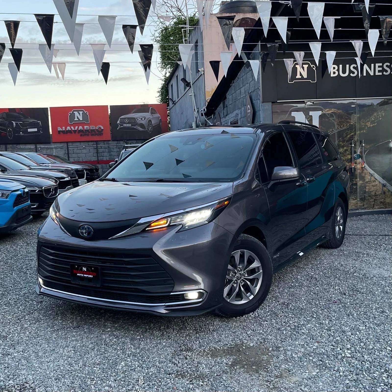 Toyota Sienna XLE Plus Package 2021 en venta - vista principal