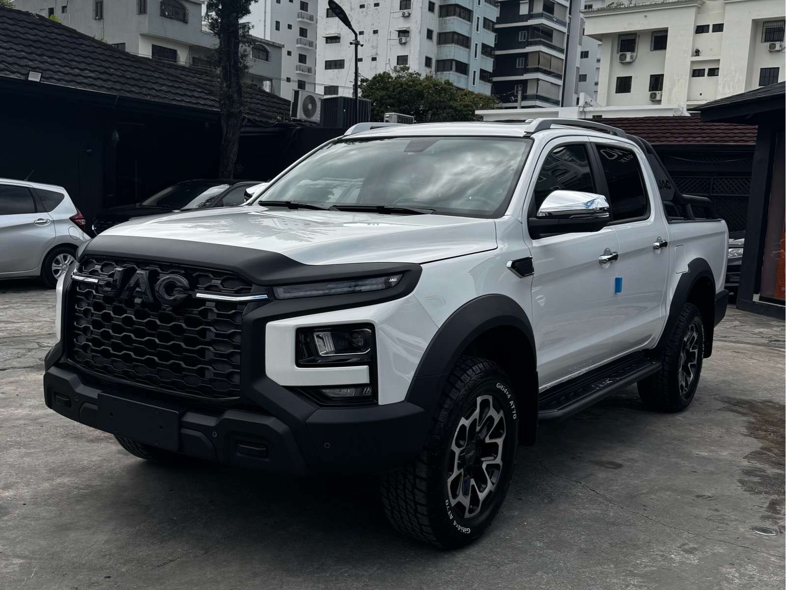 2027 Jac T9 nuevo en venta por Taino Auto Deluxe