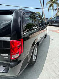 Dodge Grand Caravan SXT 2020 - miniatura 4
