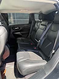 Jeep Cherokee Latitude Plus 2019 - miniatura 9