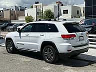 Jeep Grand Cherokee Laredo 2019 - miniatura 6
