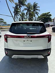 Kia Seltos Luxury 2027 - miniatura 4