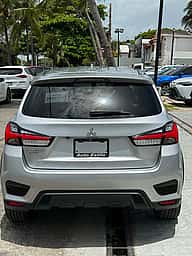 Mitsubishi Motors Outlander Sport SE 2020 - miniatura 7