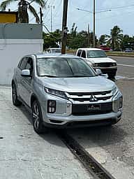 Mitsubishi Motors Outlander Sport SE 2020 - miniatura 4