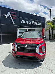 MITSUBISHI Outlander 2022 - miniatura 1