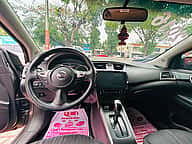Nissan Sentra SV 2016 - miniatura 8