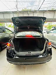 Nissan Versa S Plus 2020 - miniatura 7