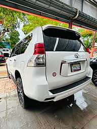 Toyota Land Cruiser Prado VXL 2010 - miniatura 3