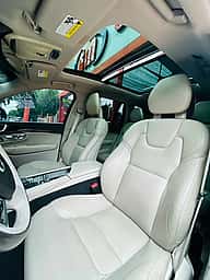Volvo XC90 Momentum T6 2017 - miniatura 9