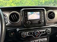 Jeep Wrangler Unlimited Sport 2021 - miniatura 8