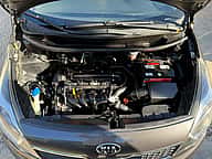 Kia Rio LX 2017 - miniatura 8