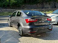 Kia Rio LX 2017 - miniatura 9
