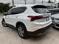 Hyundai Santa Fe SE 2022 - miniatura 3