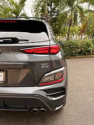 Hyundai KONA Limited 2022 - miniatura 3