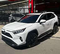 Toyota RAV4 XLE 2020 - miniatura 1
