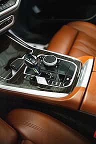 BMW X5 M Sport Package 2021 - miniatura 12