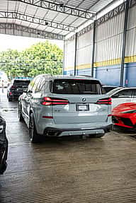 BMW X5 XDRIVE 40i M PACKAGE 2024 - miniatura 4