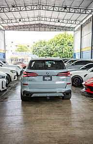 BMW X5 XDRIVE 40i M PACKAGE 2024 - miniatura 5