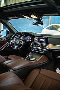 BMW X6 xDrive40i 2022 - miniatura 11