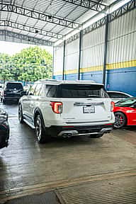 Ford Explorer Platinum 2020 - miniatura 4