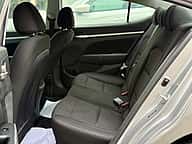 Hyundai Elantra SEL 2020 - miniatura 8