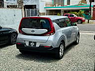 Kia Soul S 2021 - miniatura 6