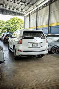 Lexus GX 460 2019 - miniatura 4