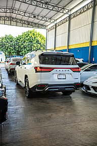 Lexus LX 600 F Sport 2024 - miniatura 4