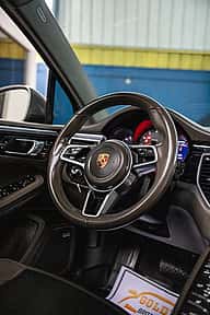 Porsche Macan S 2018 - miniatura 9