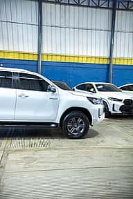 Toyota Hilux 2.4 2025 - miniatura 3